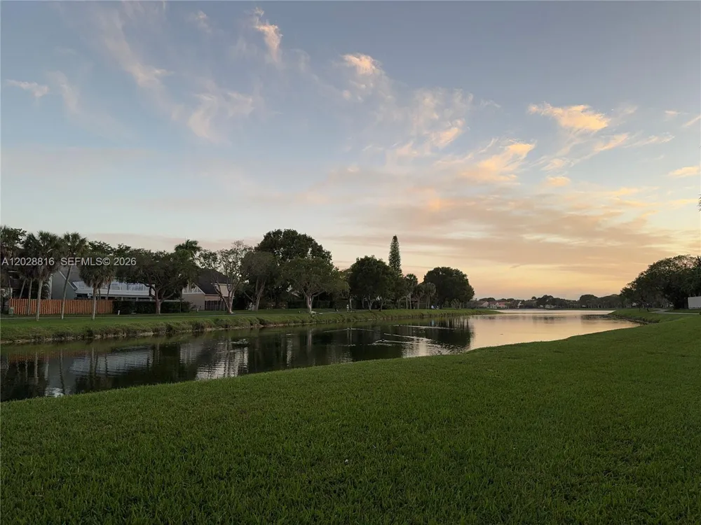 10441 Mahogany Key Cir #106 Miami, FL 33196