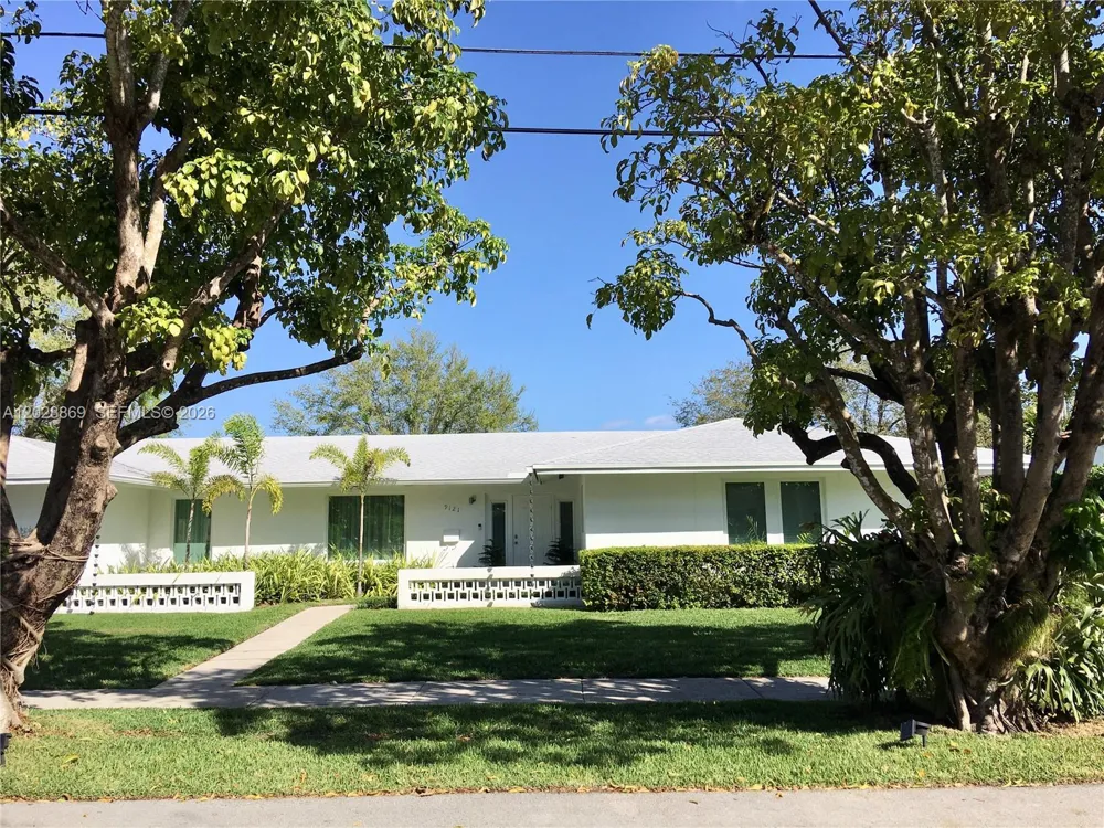 9121 SW 85th St Miami, FL 33173