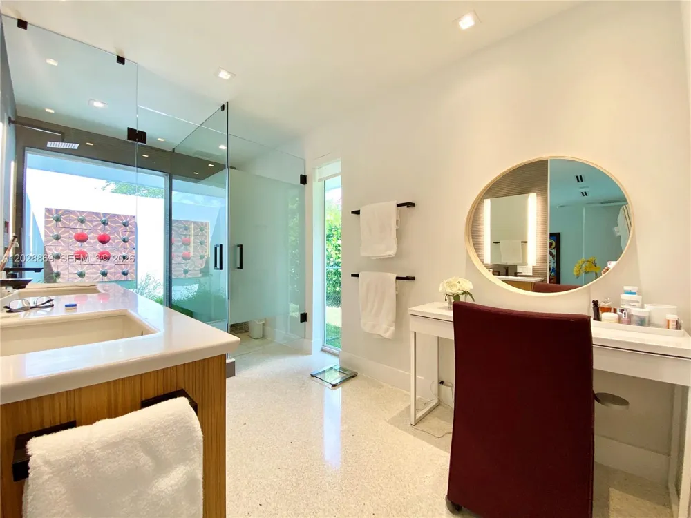 9121 SW 85th St Miami, FL 33173