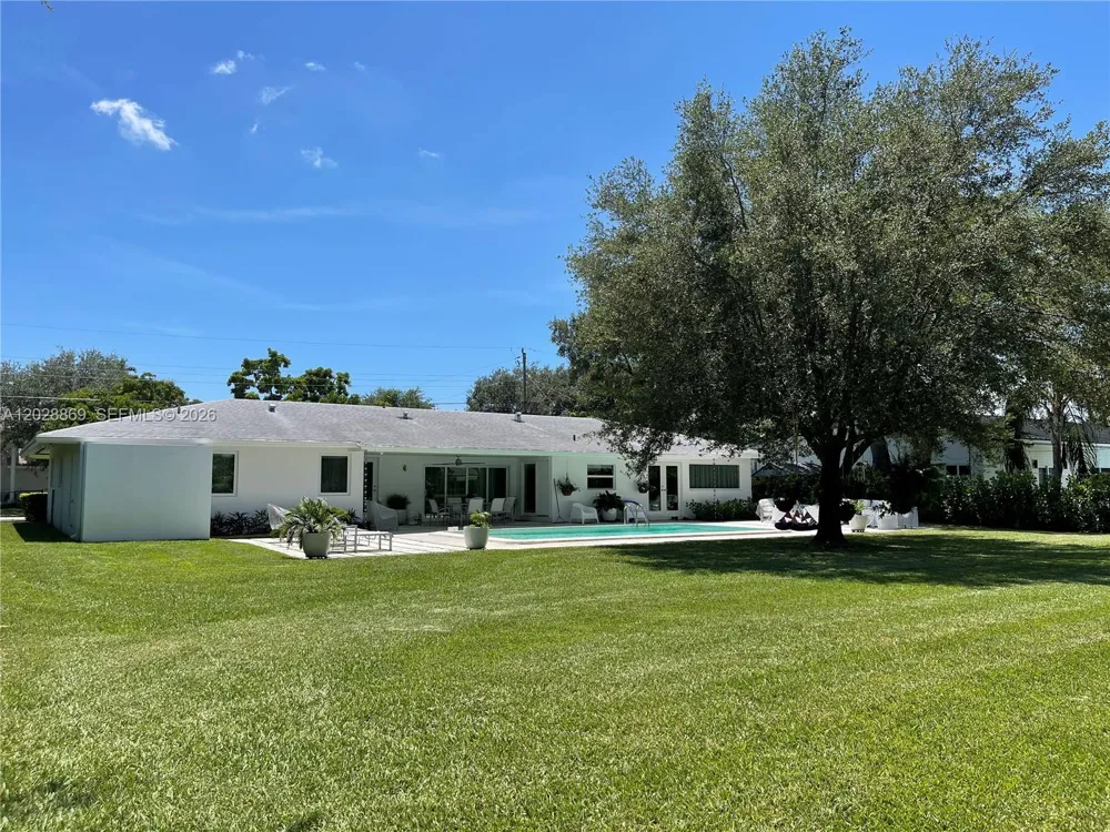 9121 SW 85th St Miami, FL 33173