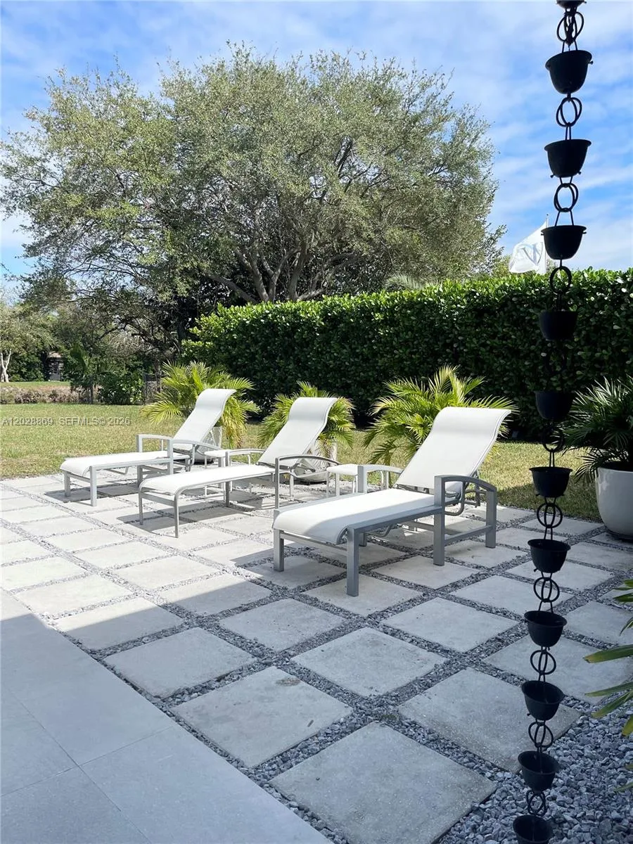 9121 SW 85th St Miami, FL 33173