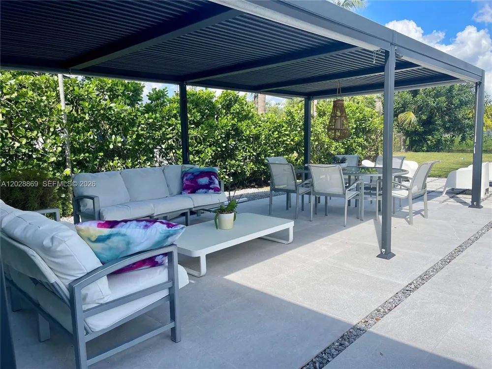 9121 SW 85th St Miami, FL 33173