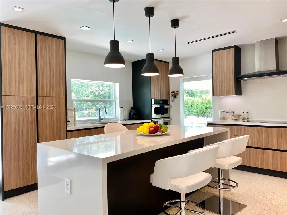 9121 SW 85th St Miami, FL 33173