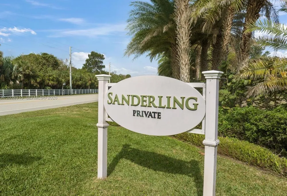 2335 Sanderling Ln Vero Beach, FL 32963