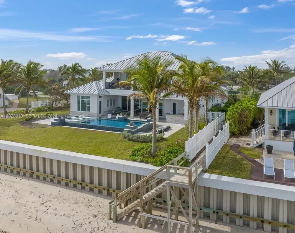 2335 Sanderling Ln Vero Beach, FL 32963
