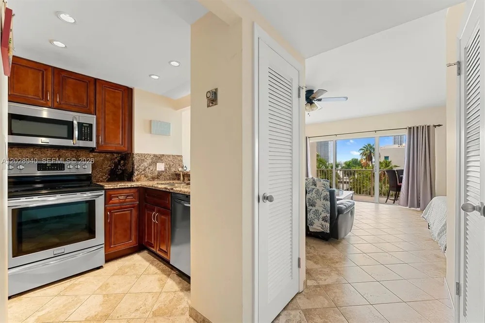 1965 S Ocean Dr #3L Hallandale Beach, FL 33009