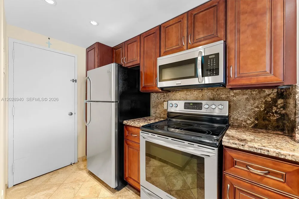 1965 S Ocean Dr #3L Hallandale Beach, FL 33009