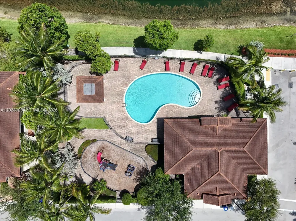 3345 NW 11th Ave Pompano Beach, FL 33064