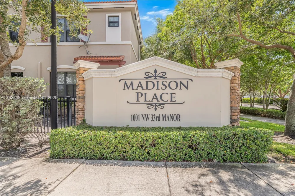 3345 NW 11th Ave Pompano Beach, FL 33064
