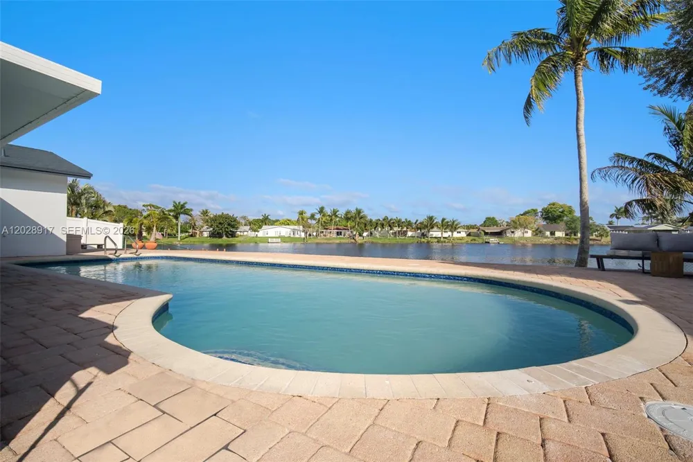 1310 SW 26th Ave Deerfield Beach, FL 33442
