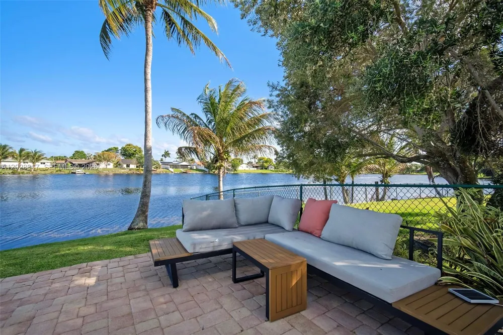 1310 SW 26th Ave Deerfield Beach, FL 33442