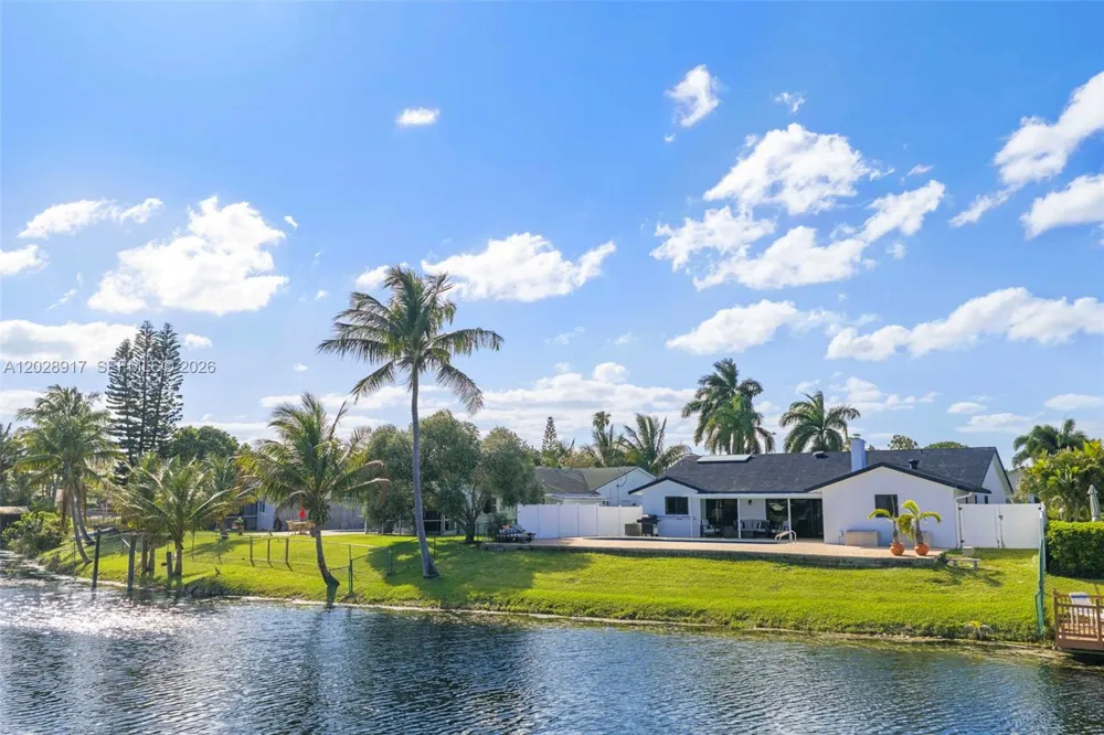 1310 SW 26th Ave Deerfield Beach, FL 33442