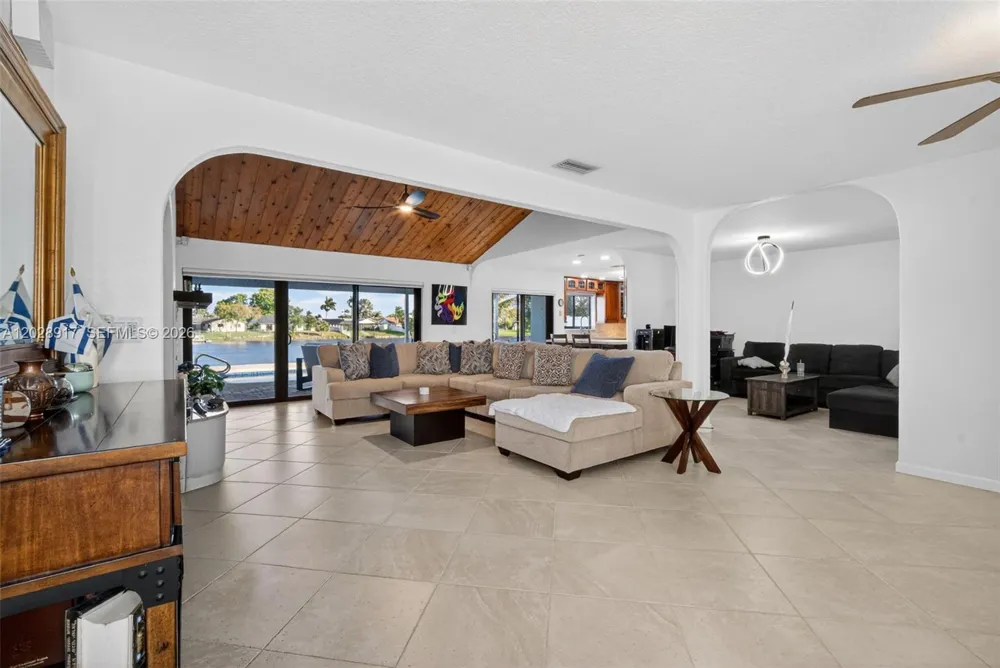 1310 SW 26th Ave Deerfield Beach, FL 33442