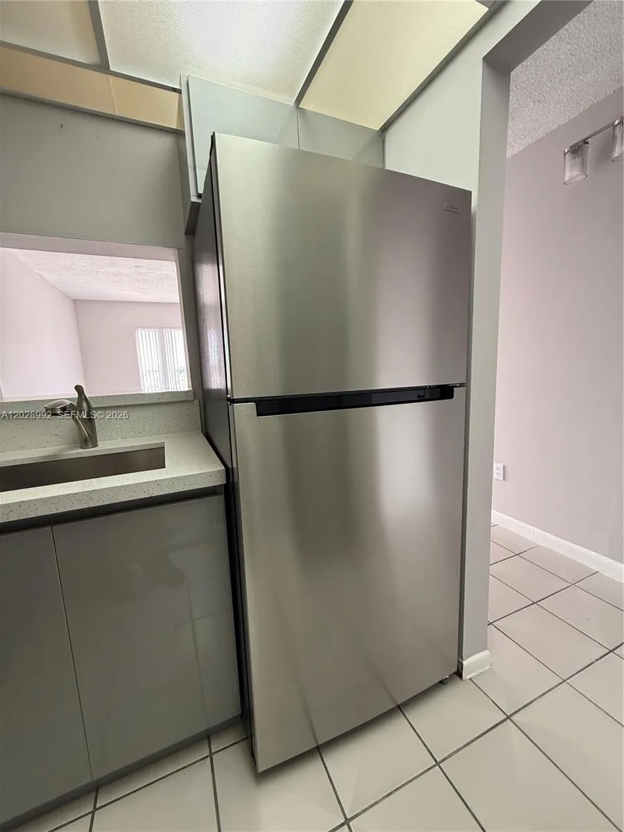 6820 W Flagler St #407 Miami, FL 33144