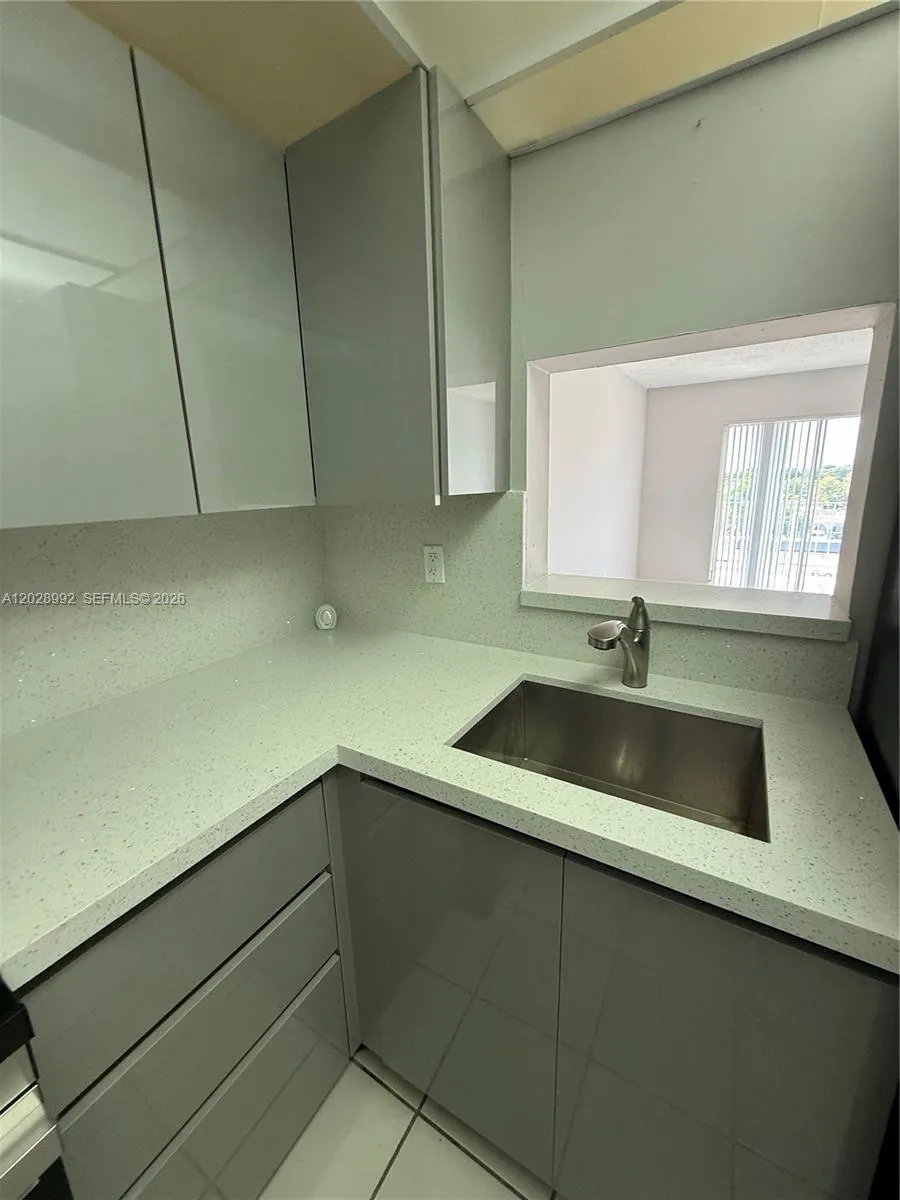 6820 W Flagler St #407 Miami, FL 33144