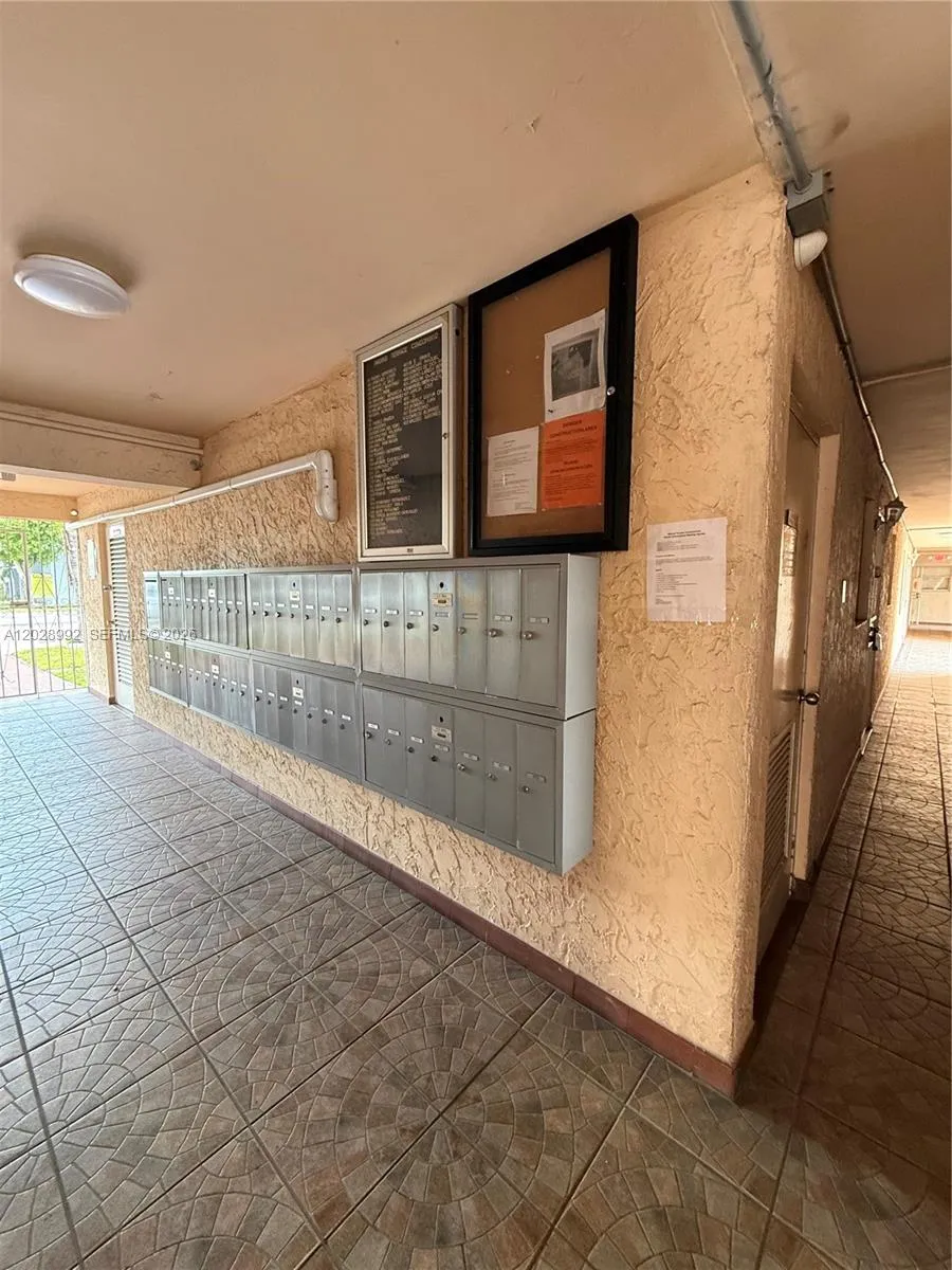 6820 W Flagler St #407 Miami, FL 33144