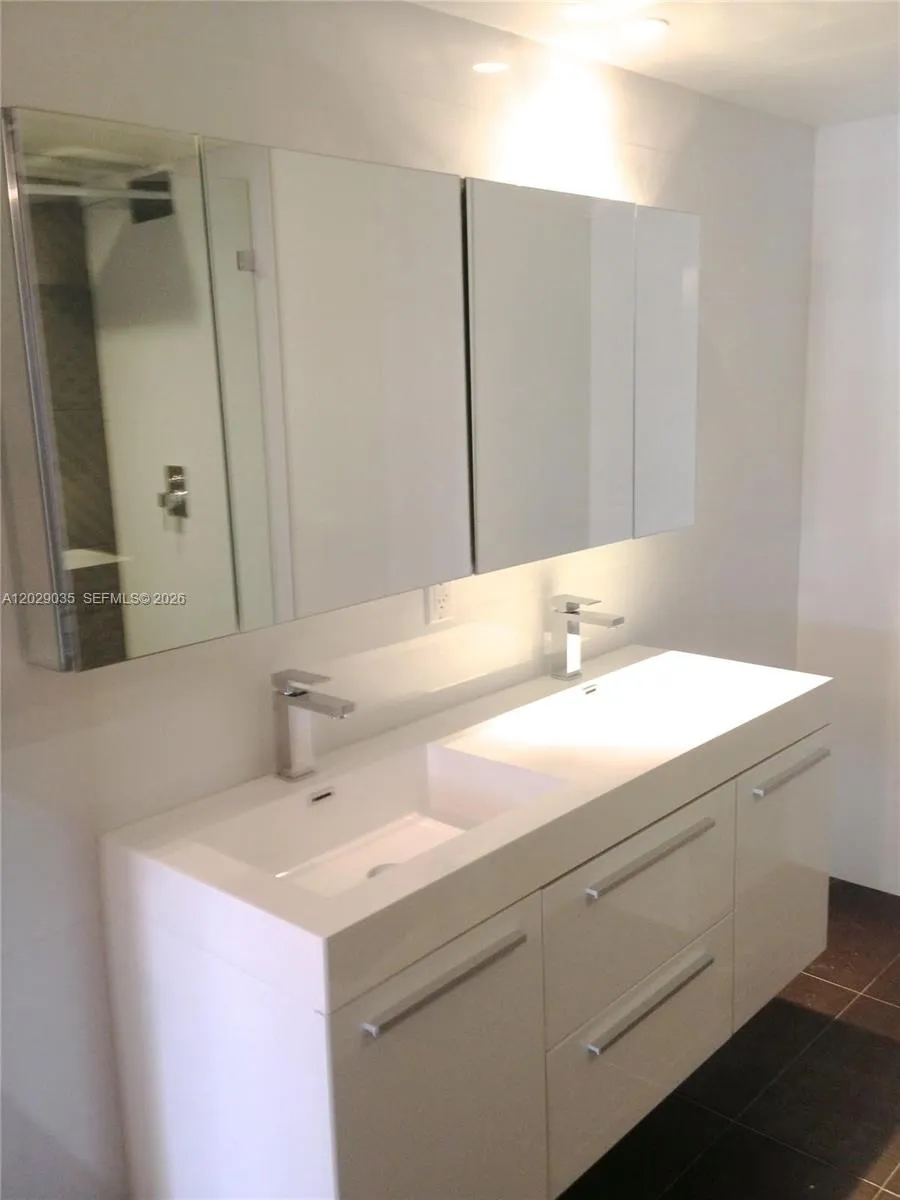8911 Collins Ave #1104 Surfside, FL 33154