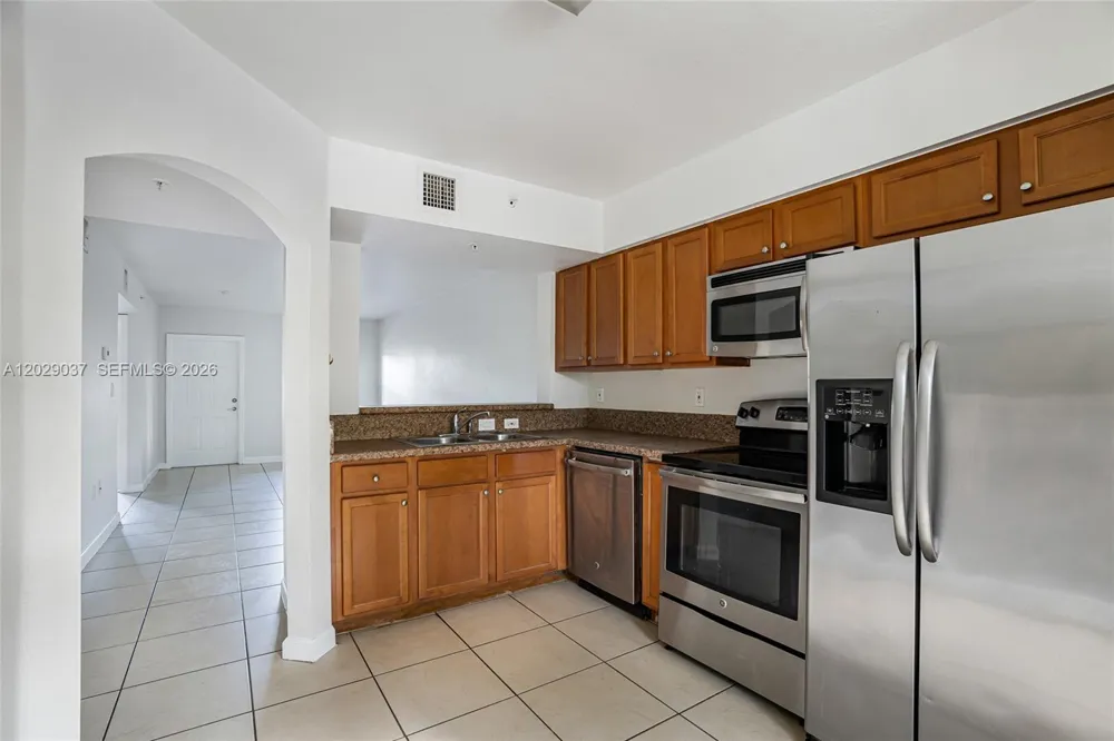 22551 SW 88th Pl #203-1 Cutler Bay, FL 33190
