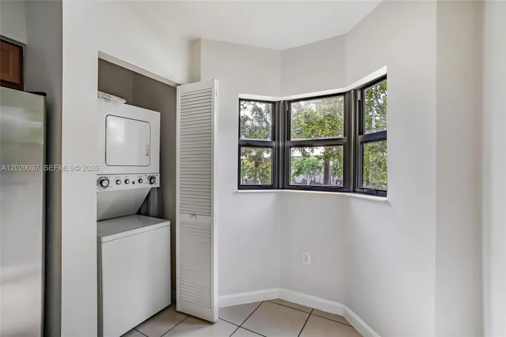 22551 SW 88th Pl #203-1 Cutler Bay, FL 33190