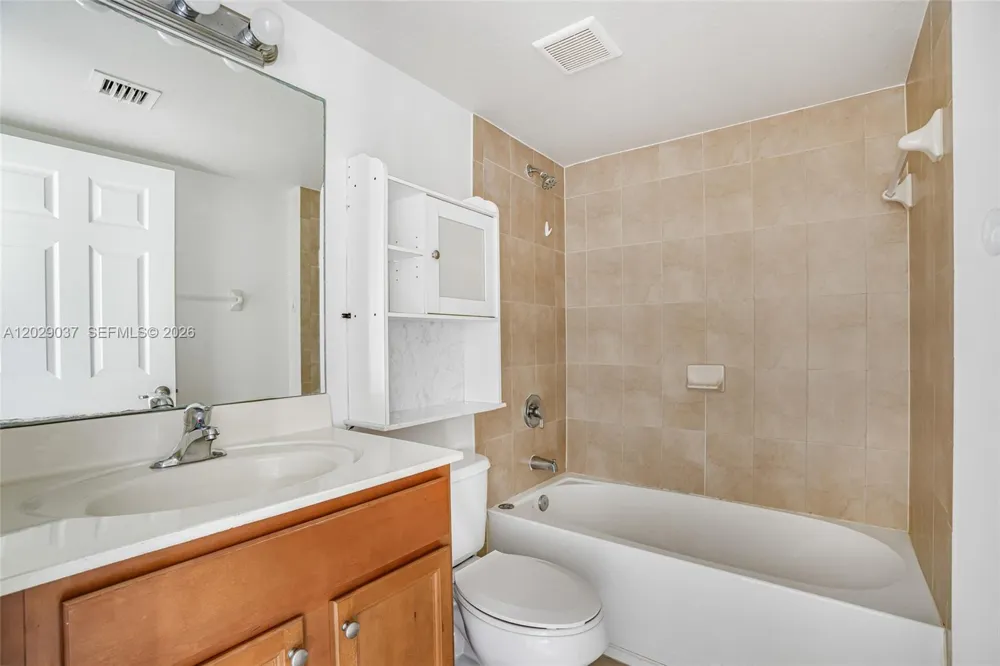 22551 SW 88th Pl #203-1 Cutler Bay, FL 33190