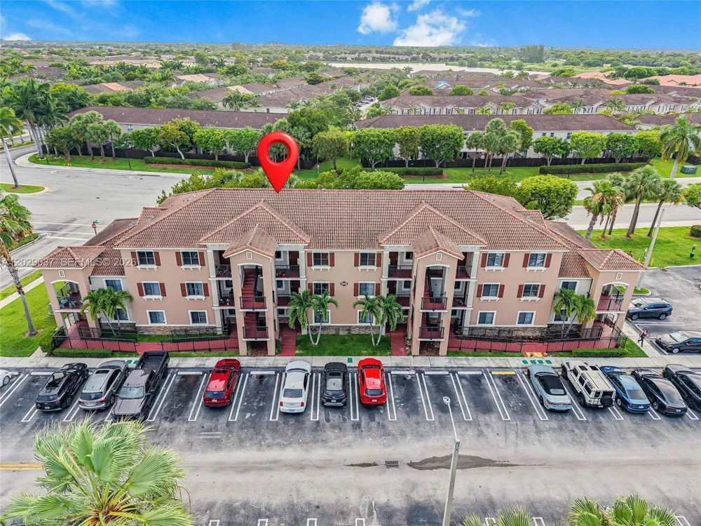 22551 SW 88th Pl #203-1 Cutler Bay, FL 33190