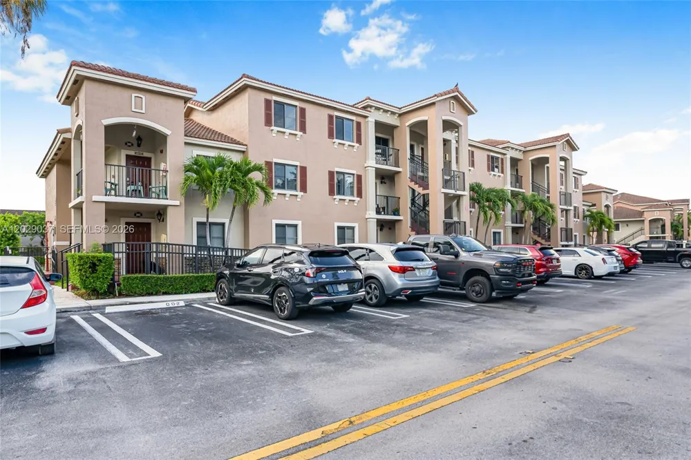 22551 SW 88th Pl #203-1 Cutler Bay, FL 33190