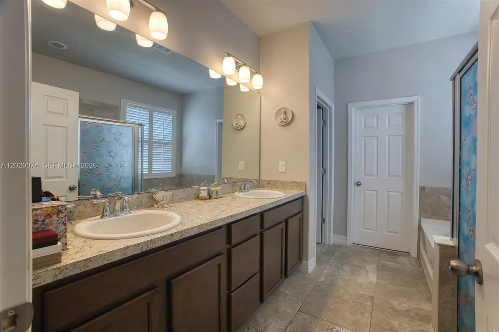 3014 SERA BELLA WAY Kissimmee, FL 34744