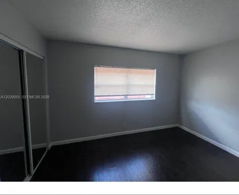 2512 NW 52nd Ave #22B