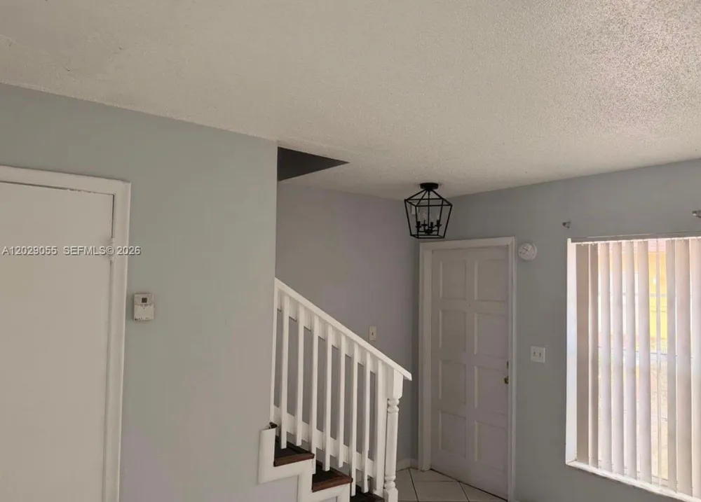 2512 NW 52nd Ave #22B Lauderhill, FL 33313