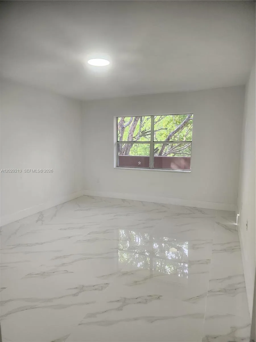 1205 Mariposa Ave #304 Coral Gables, FL 33146