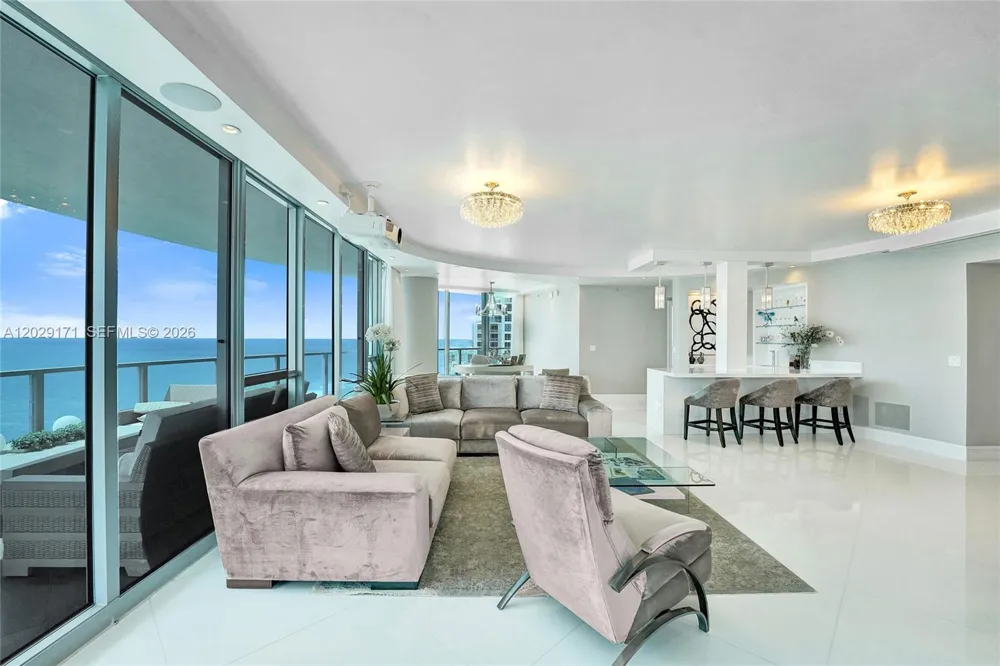 3101 S Ocean Dr #2208 Hollywood, FL 33019