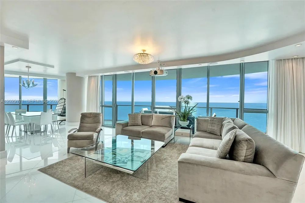 3101 S Ocean Dr #2208 Hollywood, FL 33019