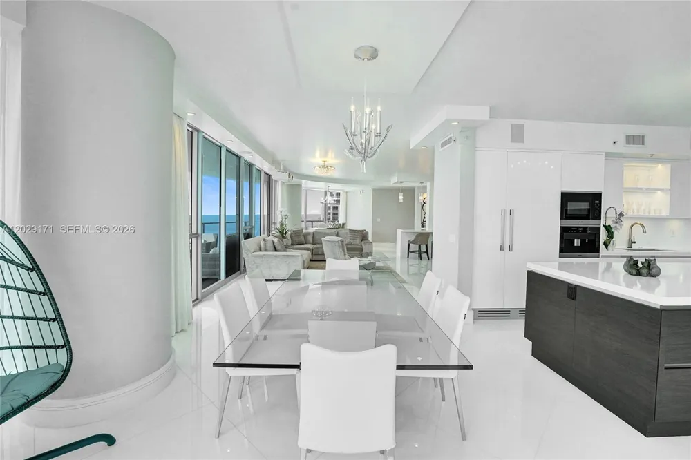 3101 S Ocean Dr #2208 Hollywood, FL 33019
