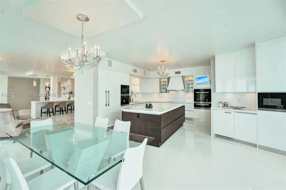 3101 S Ocean Dr #2208 Hollywood, FL 33019