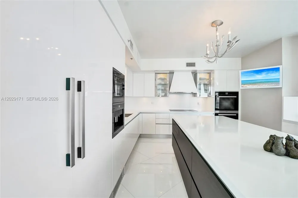 3101 S Ocean Dr #2208 Hollywood, FL 33019
