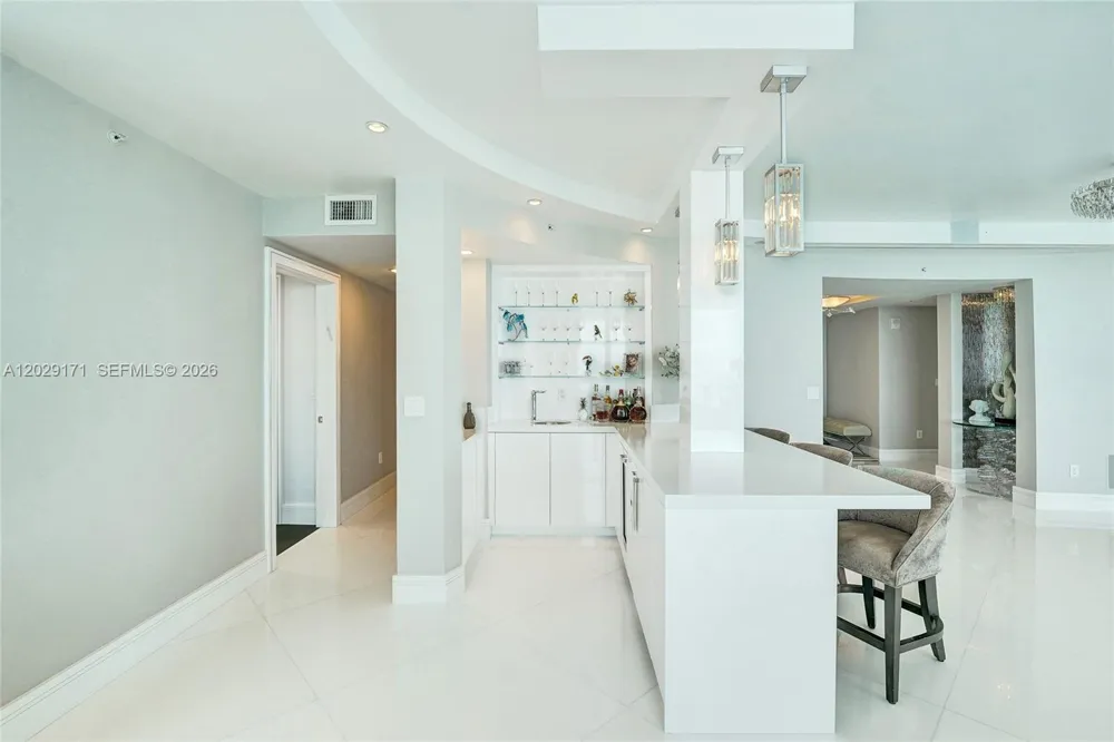 3101 S Ocean Dr #2208 Hollywood, FL 33019