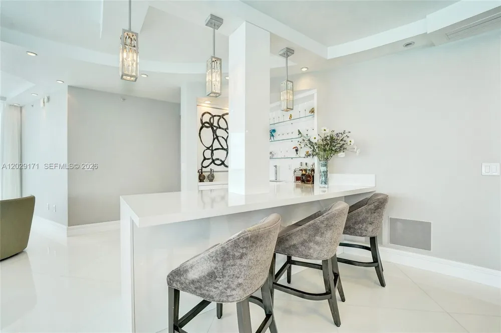 3101 S Ocean Dr #2208 Hollywood, FL 33019