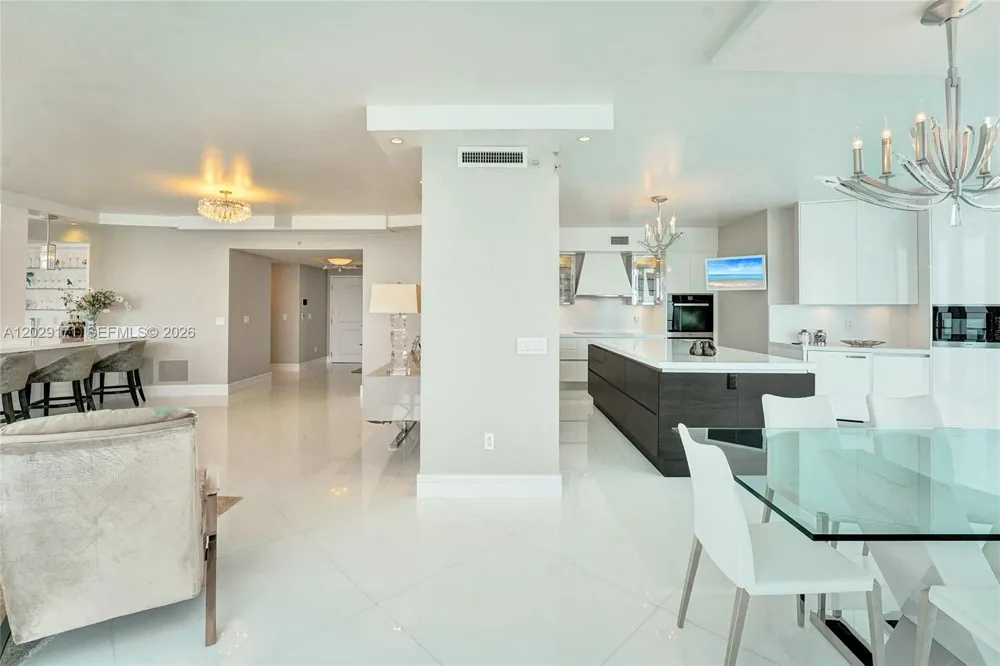 3101 S Ocean Dr #2208 Hollywood, FL 33019