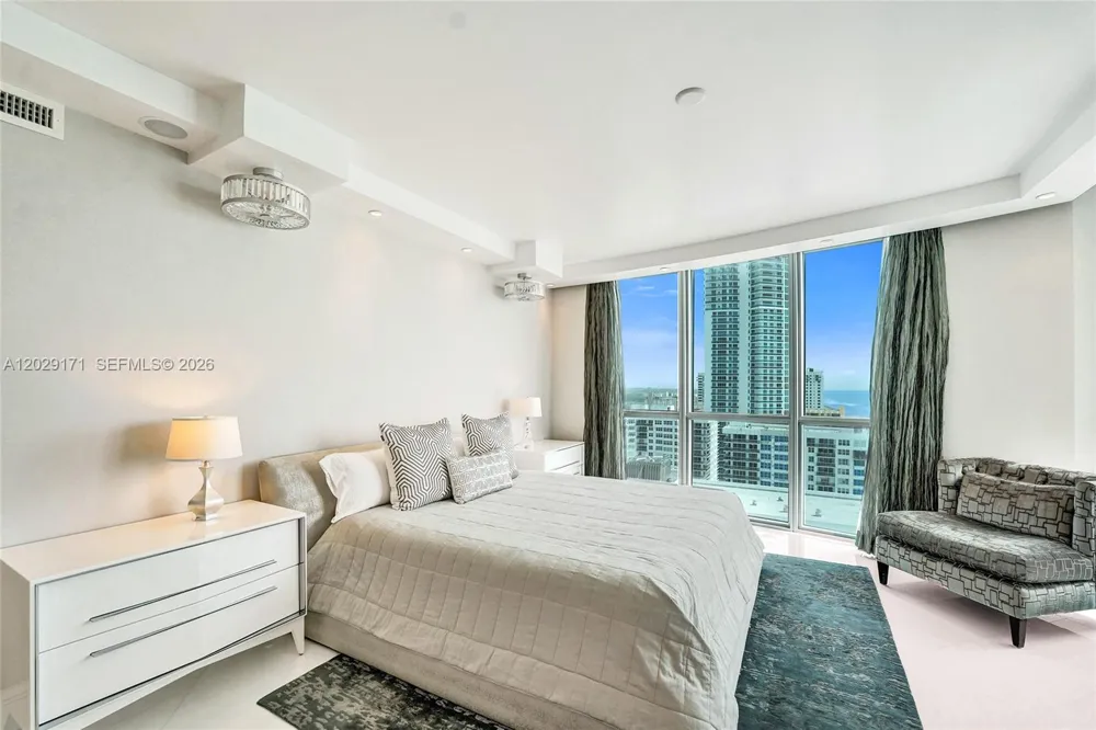 3101 S Ocean Dr #2208 Hollywood, FL 33019