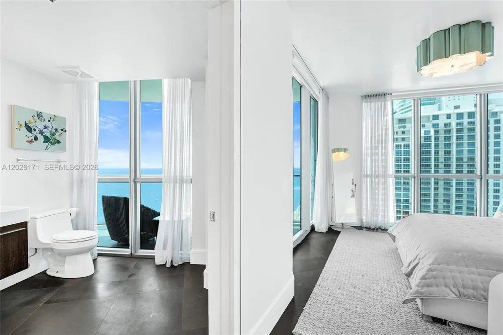3101 S Ocean Dr #2208 Hollywood, FL 33019