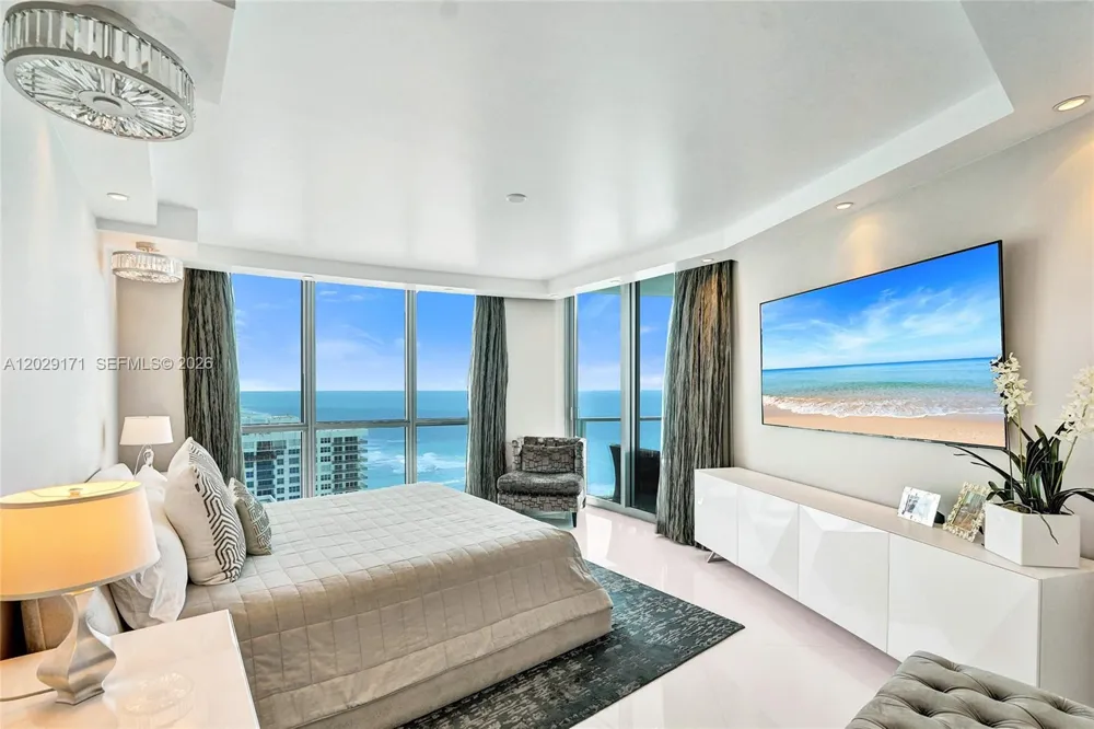 3101 S Ocean Dr #2208 Hollywood, FL 33019