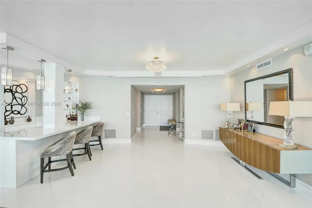 3101 S Ocean Dr #2208 Hollywood, FL 33019