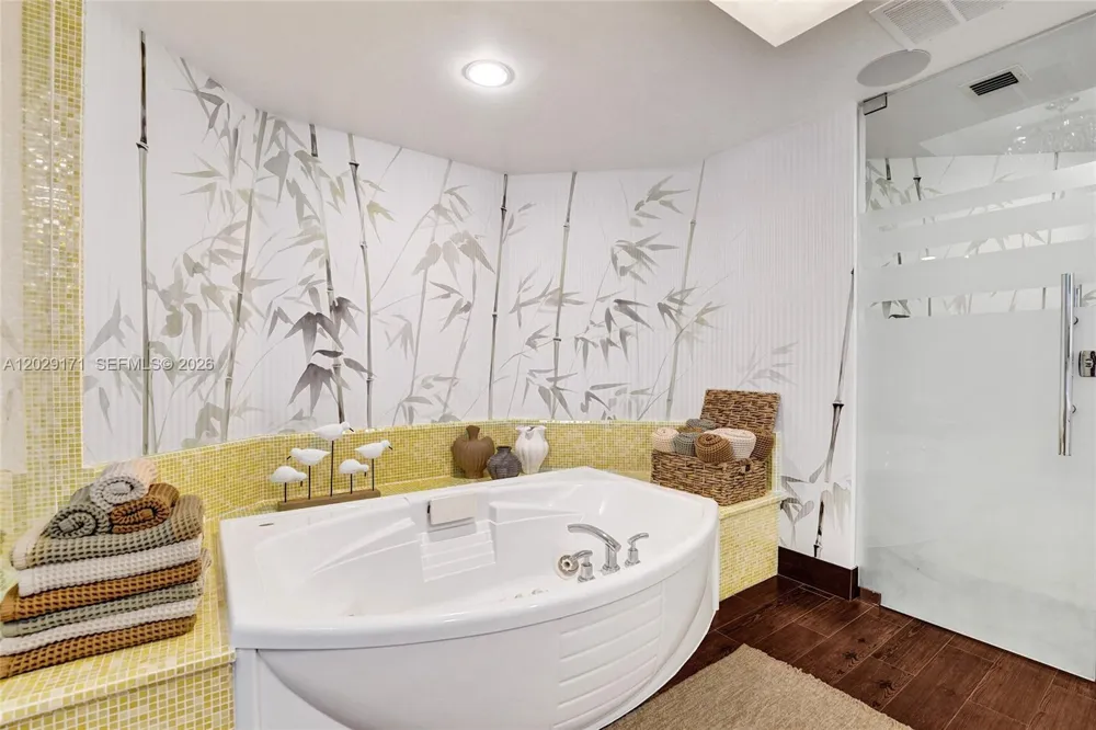 3101 S Ocean Dr #2208 Hollywood, FL 33019