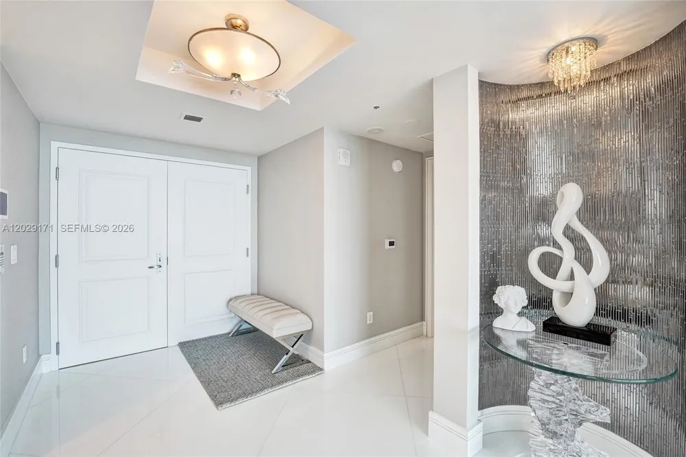 3101 S Ocean Dr #2208 Hollywood, FL 33019