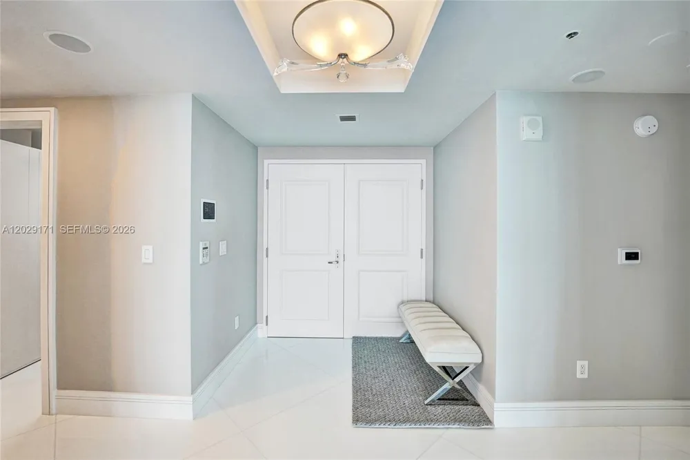 3101 S Ocean Dr #2208 Hollywood, FL 33019