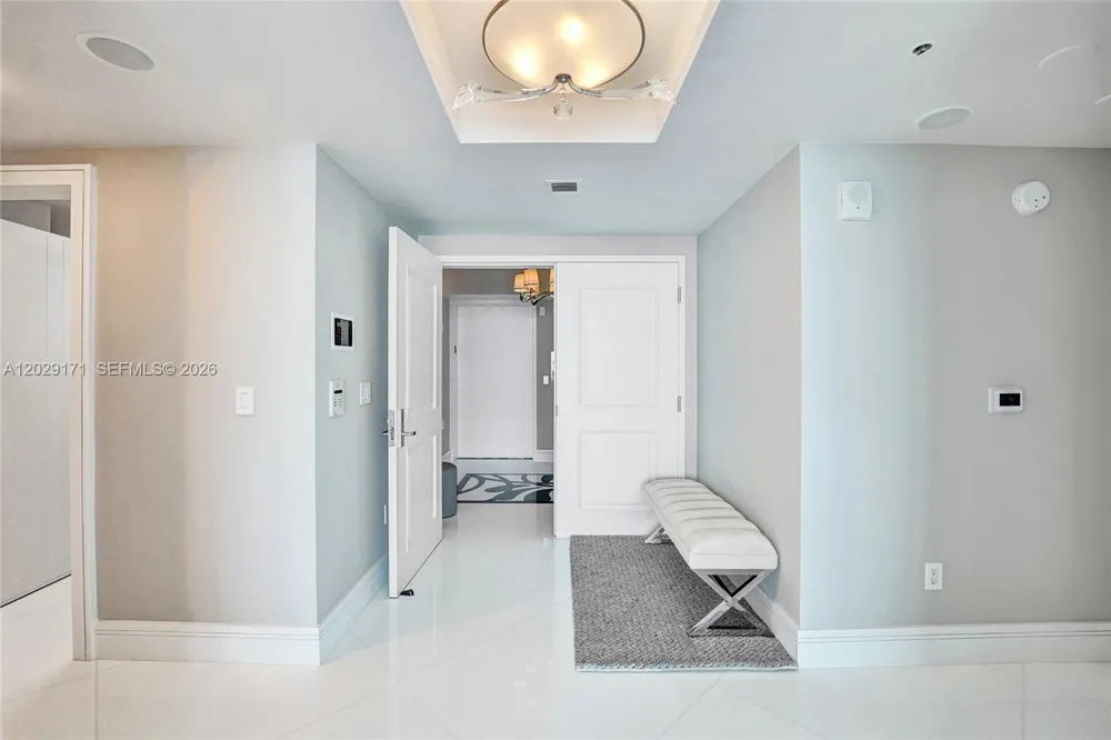 3101 S Ocean Dr #2208 Hollywood, FL 33019