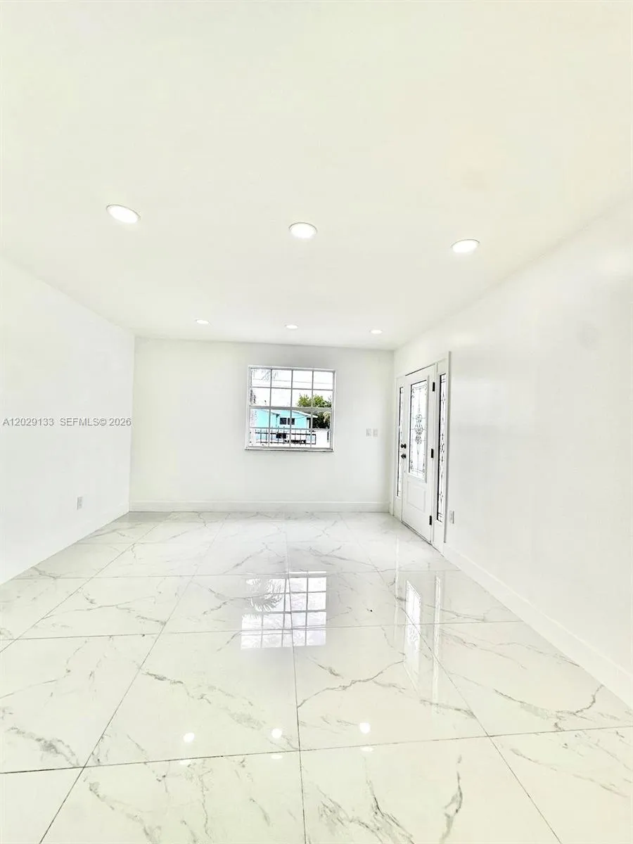 Address Not Shown Hialeah, FL 33013