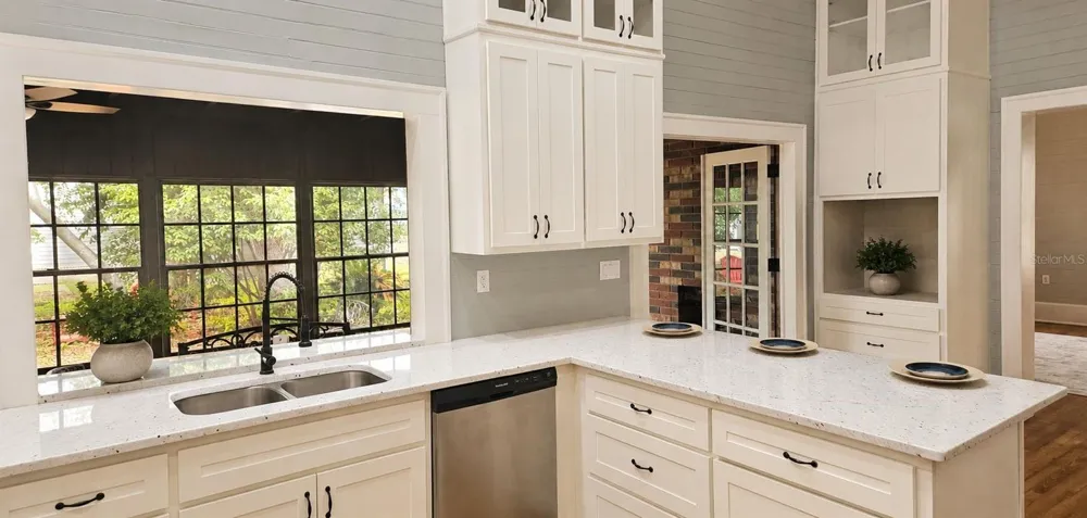 18406 HIGH SPRINGS MAIN STREET High Springs, FL 32643