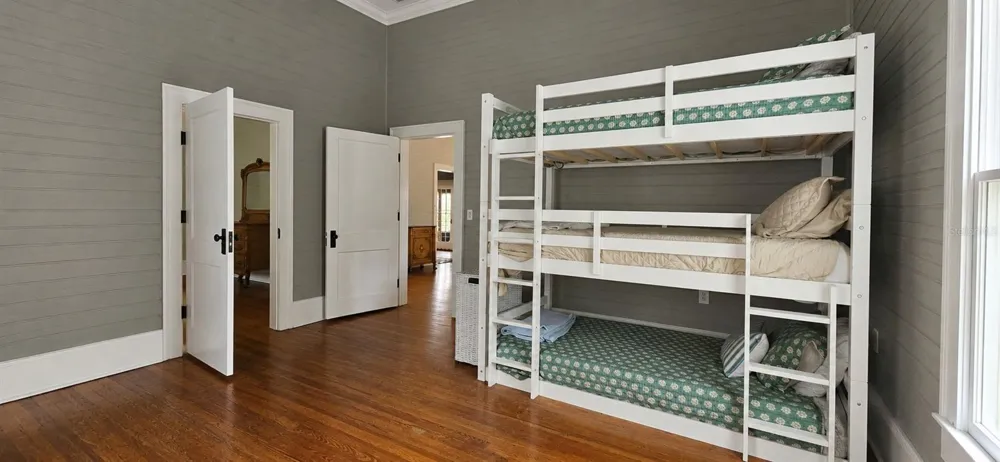 18406 HIGH SPRINGS MAIN STREET High Springs, FL 32643