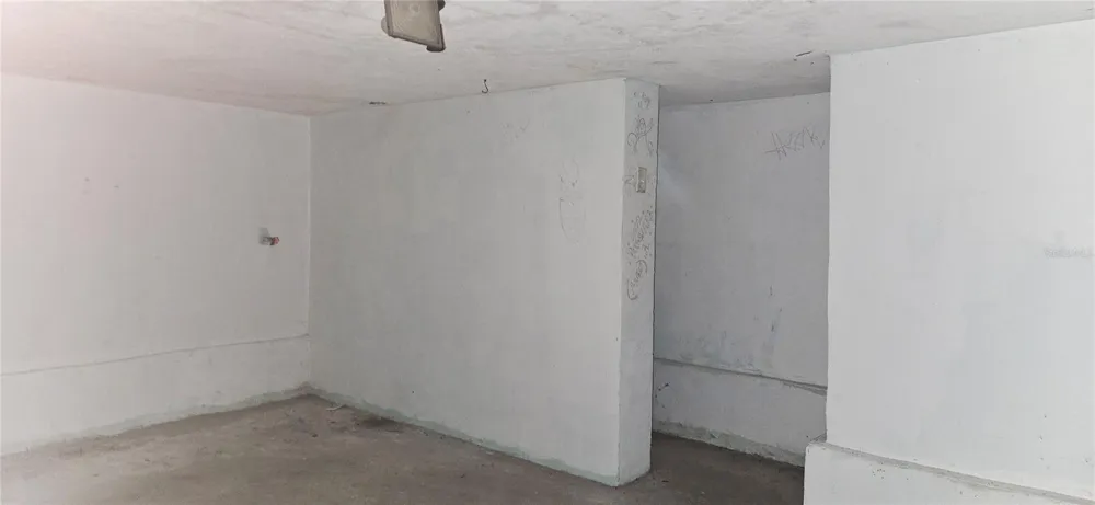 18406 HIGH SPRINGS MAIN STREET High Springs, FL 32643